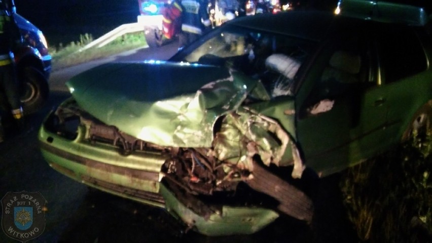 Wypadek na trasie Witkowo - Gniezno. Zderzyły się 3 auta. 8...