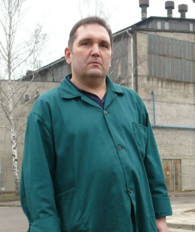 Krzysztof Modras, pracownik Huty Stali Jakościowych w Stalowej Woli nie ukrywa oburzenia z powodu parlamentarnych podwyżek.