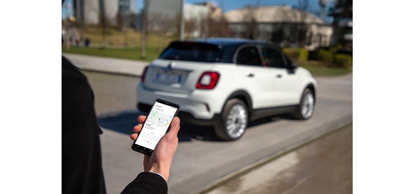 Nowa rodzina Fiat 500 Hey Google. „Pięćsetka" w cyfrowej...