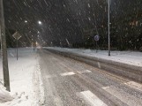 Intensywne opady śniegu w Koszalinie i regionie. Możliwe są zawieje i zamiecie śnieżne. Trudne warunki na drogach! [ZDJĘCIA]