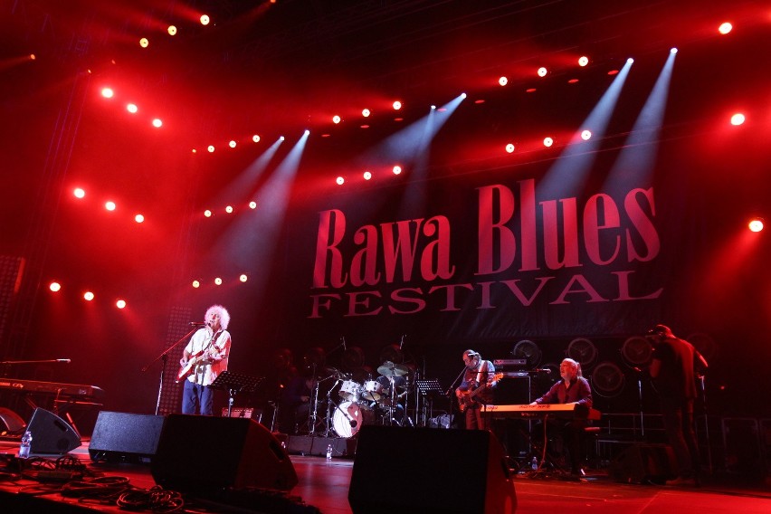 W katowickim Spodku króluje Rawa Blues Festival.