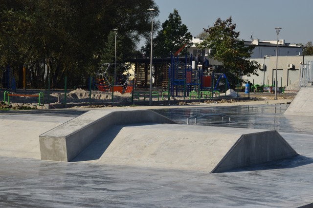 W barcińskim parku znalazło się m.in. miejsce dla skateparku (na zdjęciu) i pumptracku