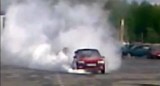 Krywlany: kierowcy palą gumę i kręcą bączki (4 wideo)