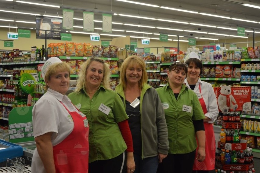 Delikatesy Centrum w Łącznej - dlaczego ten sklep tak lubi klienci? [ZDJĘCIA]