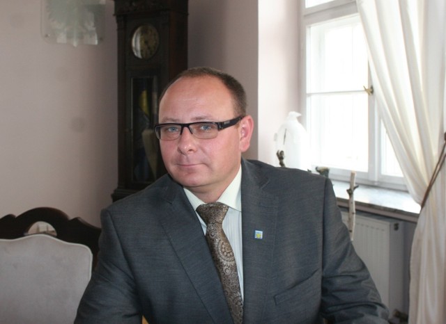 Rada Miejska udzieliła burmistrzowi Dariuszowi Skrobolowi absolutorium