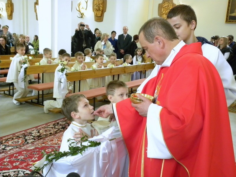 Pierwsza Komunia w parafii Świętych Cyryla i Metodego w Hajnówce