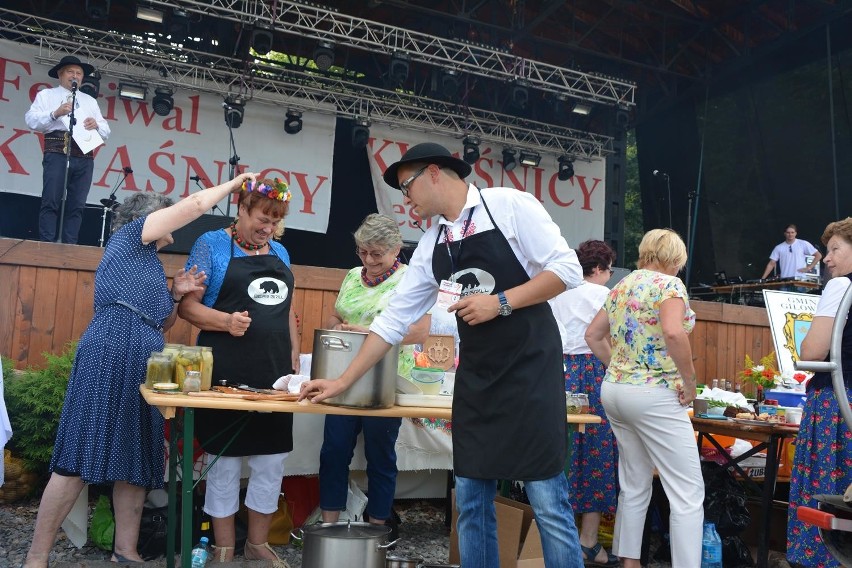 Światowy Festiwal Kwaśnicy 2016. Kulinarny pojedynek wójtów [ZDJĘCIA]