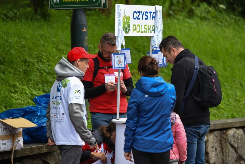 Czyste Tatry 2018. Wolontariusze wysprzątali szlaki [GALERIA]