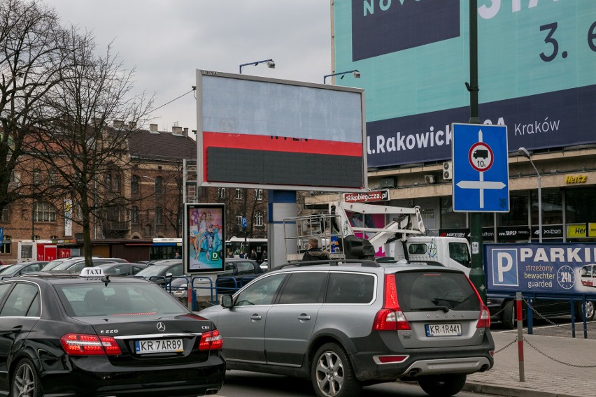 Skandal w Krakowie. Gibała: Po szantażu prezydenta odcięto prąd od licznika z długiem miasta. Prezydent: To nadaje się do sądu