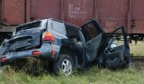 Tragedia w Trzmielewie. Pociąg towarowy potrącił samochód. Zginęła 14-latka z Sosnowca 