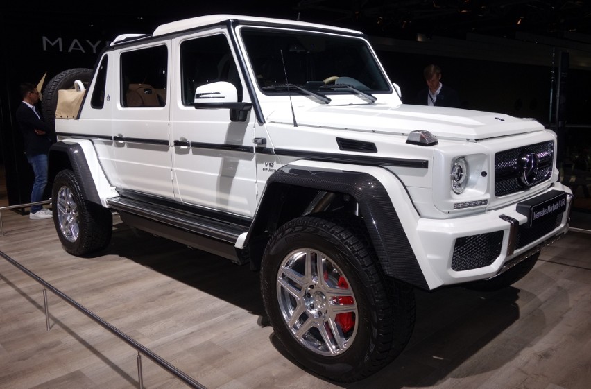 Mercedes-Maybach G650...