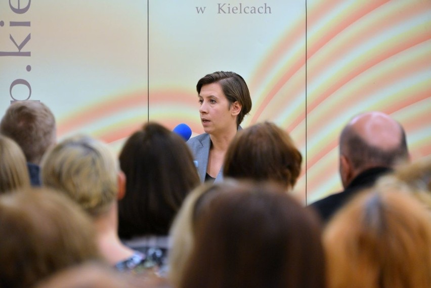 Reportażystka Justyna Kopińska na spotkaniu w Kielcach o swojej pracy. "Wiele razy byłam w piekle" [ZDJĘCIA]