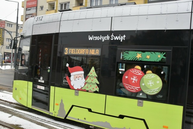 Po Gorzowie jeżdżą dwa tramwaje mające świąteczne ozdoby.