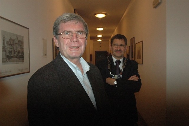 Dyrektor Leszek Lenarczyk (z lewej) i prezydent Jan Zubowski zadecydują kto będzie zastępca w muzeum. Wiadomo, że będzie to W. Hass.