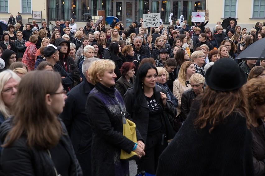 Zero polityki. Jesteśmy tu prywatnie - takie były założenia...