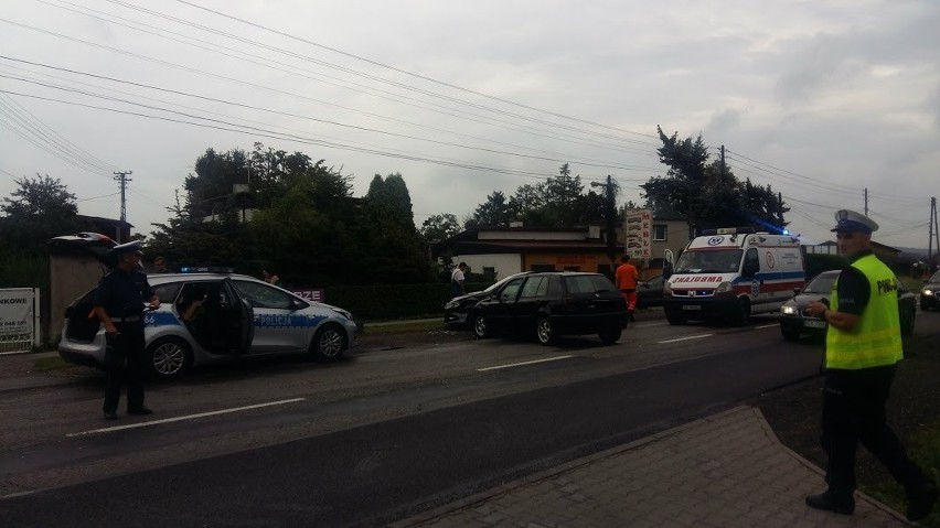 Zderzenie dwóch samochodów w Stanowicach