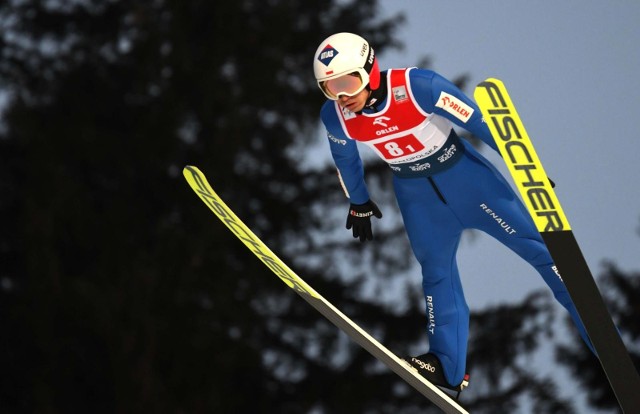 Kamil Stoch zajął 5. miejsce w kwalifikacjach do konkursu Pucharu Świata w skokach narciarskich w Oslo.