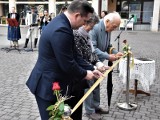 Wiślanie pamiętają o mjr. Adolfie Pilchu. Na rynku można oglądać wystawę poświęconą cichociemnemu