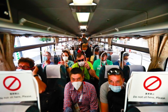 Autobus dla dziennikarzy na igrzyskach w Tokio