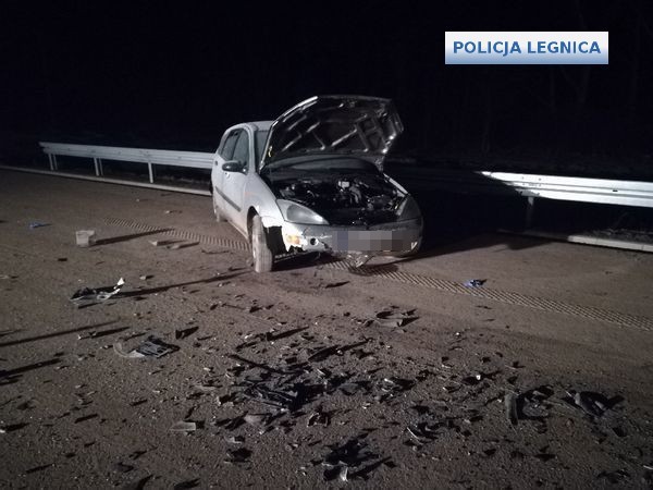 Policjanci staranowali auto pirata drogowego. Są ranni 