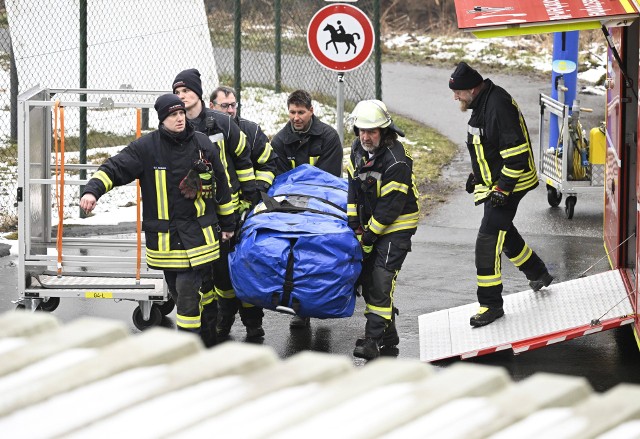 Zdaniem policji, Luise mogła żyć nim została zrzucona z nasypu, zmarła z powodu obrażeń. Nawet doświadczeni policjanci byli zszokowani okrucieństwem młodocianych zabójczyń.