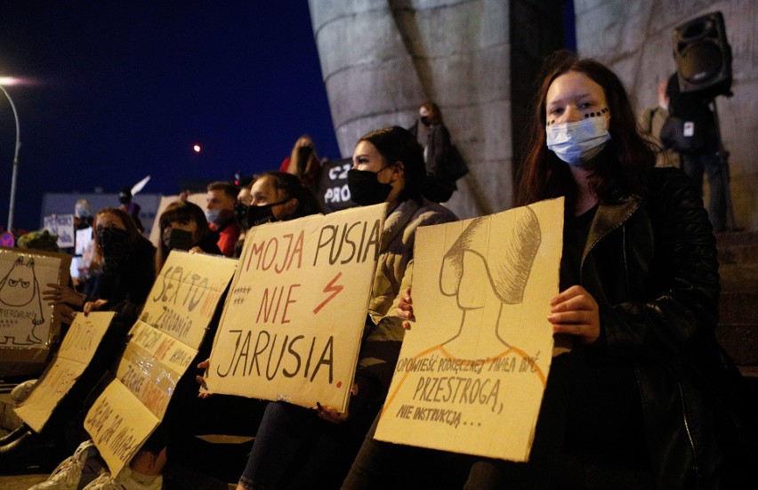 Znów setki protestujących wyszły na ulice Rzeszowa. Strajk...