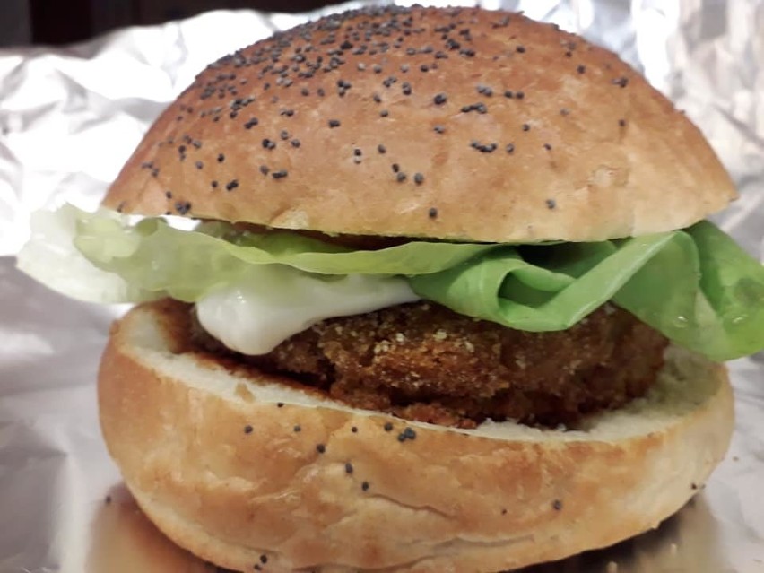 Tak wygląda wegański burger podawany w Przedszkolu...