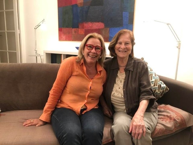 Małgorzata Potocka (z lewej) podczas pobytu w Paryżu spotkała się z Ritą Gombrowicz, wdową po pisarzu Witoldzie Gombrowiczu.