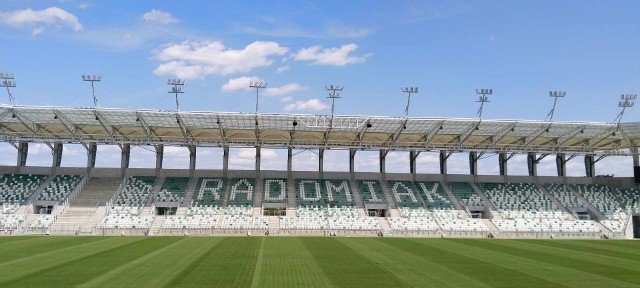 Wszystkie bilety na mecz Radomiaka z Cracovią na nowym stadionie zostały wyprzedane.