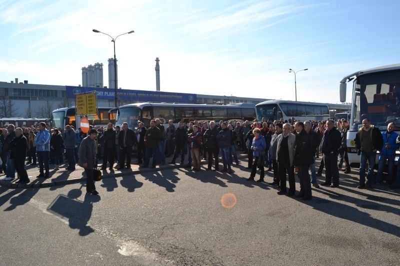 Pikieta Solidarniści przed Fiatem w Tychach