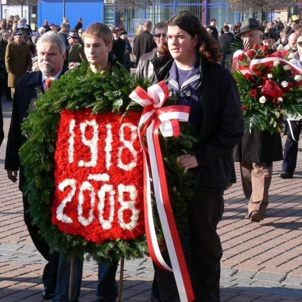 Tarnobrzeg:Dzien Niepodleglości 