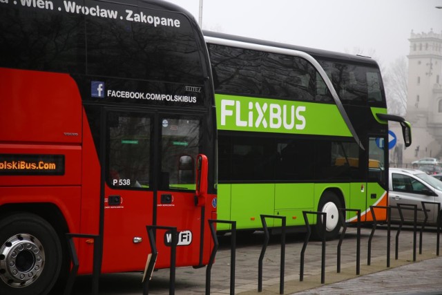 PolskiBus został podwykonawcą niemieckiego potentata FlixBusa. Czerwone autobusy zostaną zastąpione zielonymi.