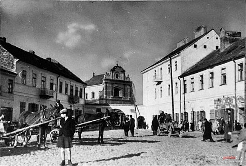 Lata 1941-1944 , Getto. Ul. Wałowa, fotopolska.eu