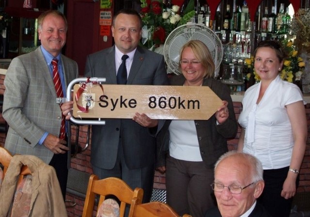 Na pamiątkę wizyty w Wąbrzeźnie stanie drogowskaz do Syke