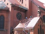 Inowrocław. W ścianach kościoła zamontowano urządzenia obserwujące ruchy murów