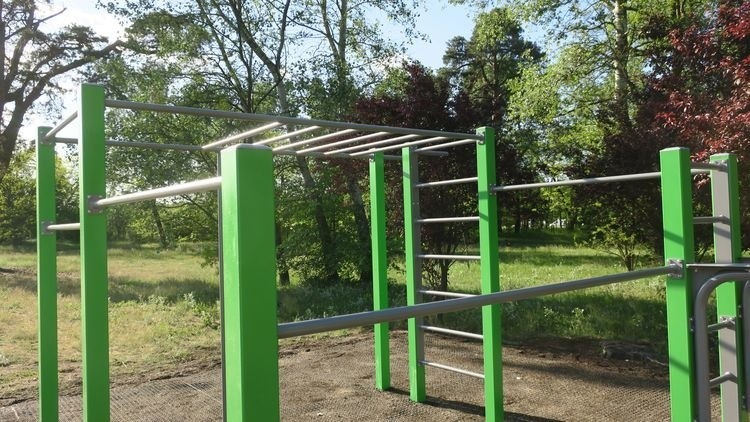 Plac do street workout'u nad Kanałem Bydgoskim