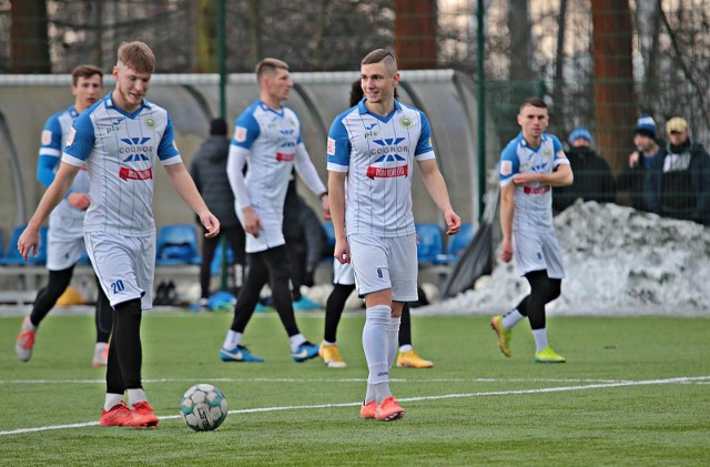 Piłkarze Hutnika Kraków przygotowują się teraz do walki o utrzymanie w II lidze