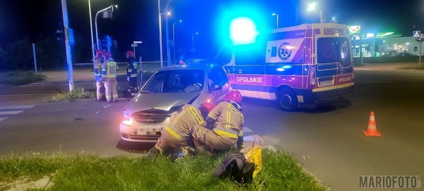 Nocne zderzenie taksówki z chevroletem w Opolu.
