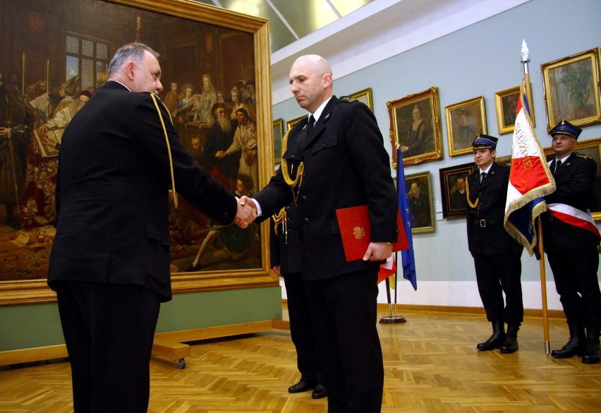 Nowy szef lubelskiej straży pożarnej. Chce dać strażakom nowoczesną odzież