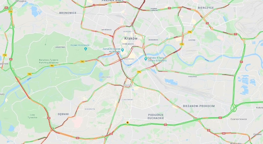 Raport drogowy Kraków i woj. małopolskie. Korki, wypadki, utrudnienia. Informacje drogowe A4, S7, zakopianka, DK7 na żywo [14.03.2022]