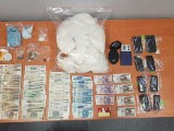 Policjanci z Brzegu przechwycili blisko 8 kilogramów amfetaminy i 600 tabletek ekstazy. Czarnorynkowa wartość narkotyków to 250 tys. złotych