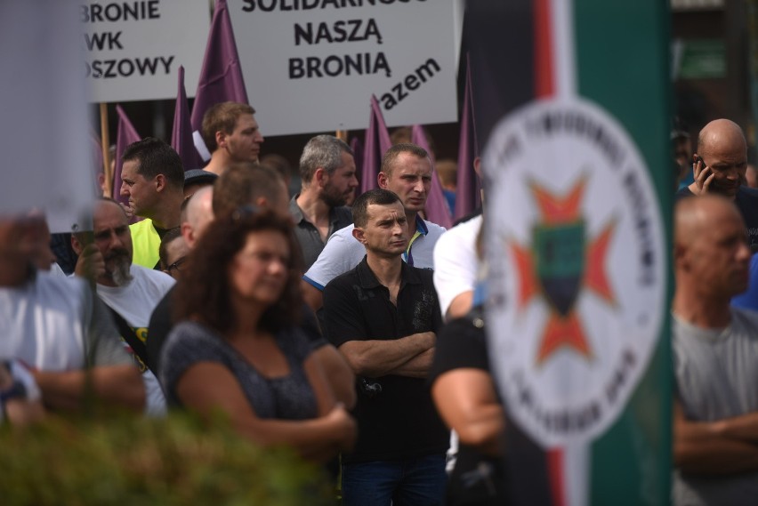 Protest przeciwko sprzedaży kopalni Makoszowy odbył się we...