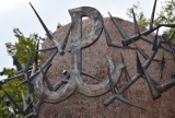 Pomnik Żołnierzy Wyklętych w Sieradzu odsłonięty