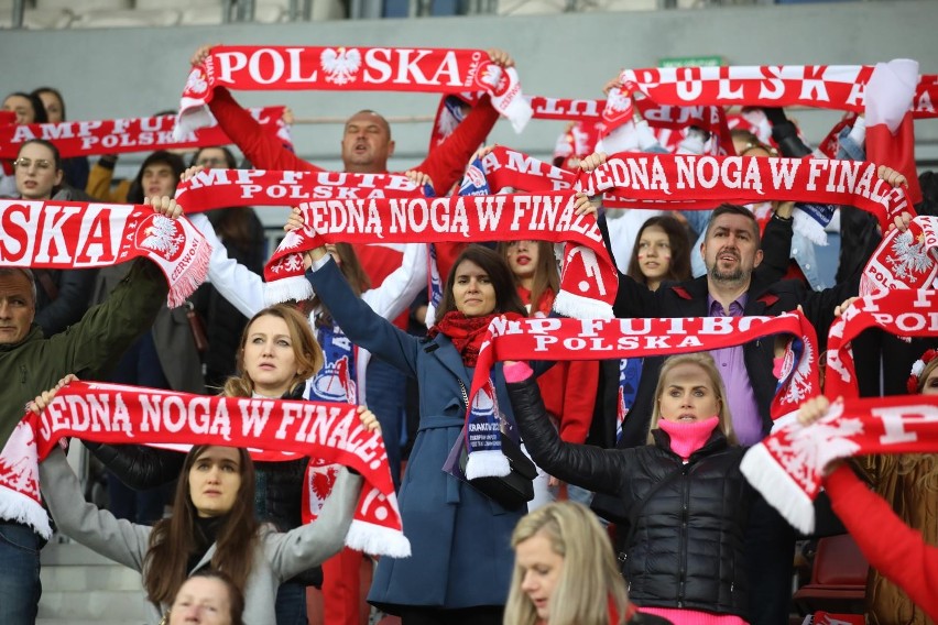 19.09.2021, Kraków: kibice podczas meczu o brązowy medal ME...