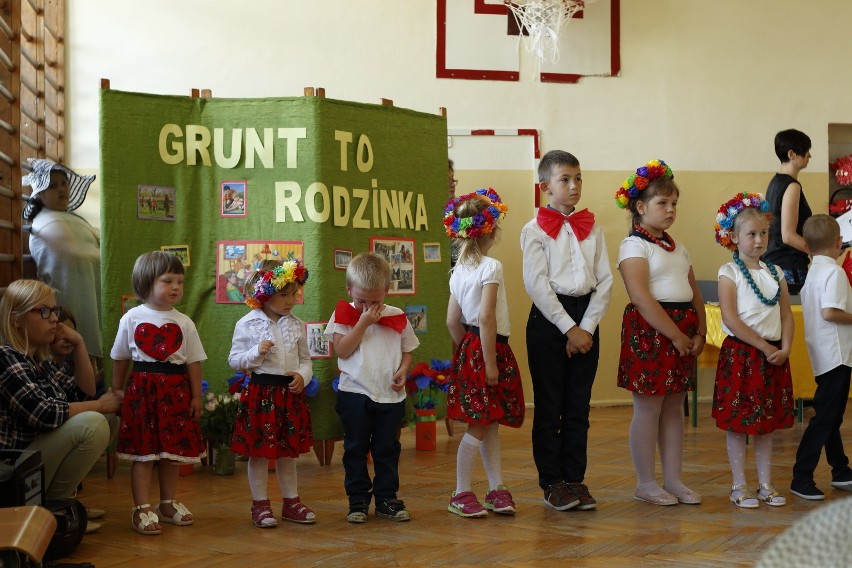 Festyn rodzinny w Cecylówce-Brzózkiej - "Grunt to rodzina".