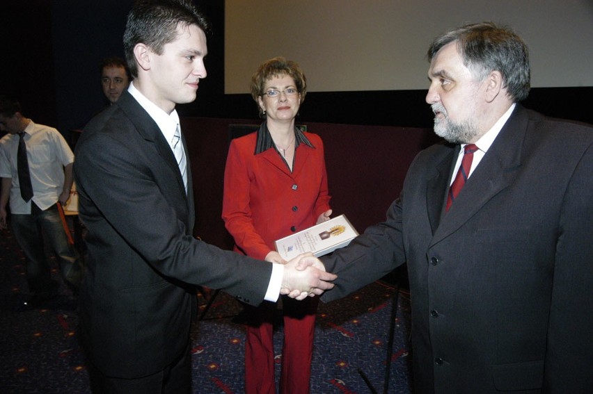 Ceremonia wreczenia dyplomów. Franciszek Minor, opolski...