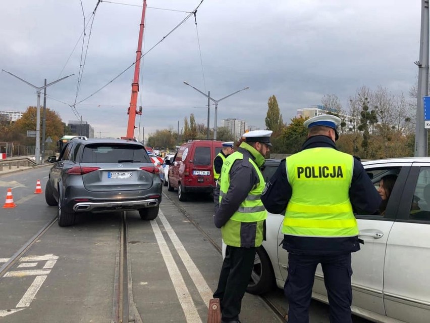 Policjanci z Poznania karali kierowców, którzy jechali...