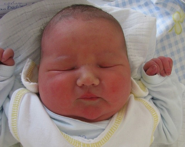 Antonina Rudzińska urodziła się 5 sierpnia, ważyła 4450 g i mierzyła 56 cm