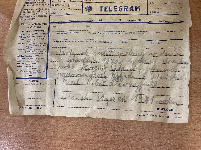 List w butelce znaleziony na dworcu Gdańsk Główny! Niezwykłe znalezisko pozostawione na pamiątkę wydarzeń Grudnia '70