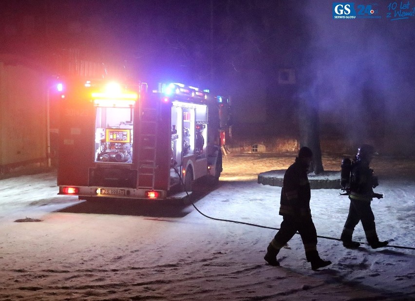 Szczecin: Ogień w rejonie ul. Narutowicza [zdjęcia, wideo]